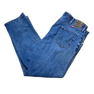 Wrangler Retro Men’s Straight Leg Jeans 42” Elastic Waist